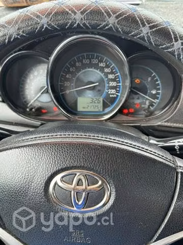 Toyota yaris  único dueño - Imagen 5