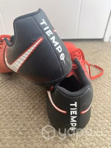 Zapatos de futbol