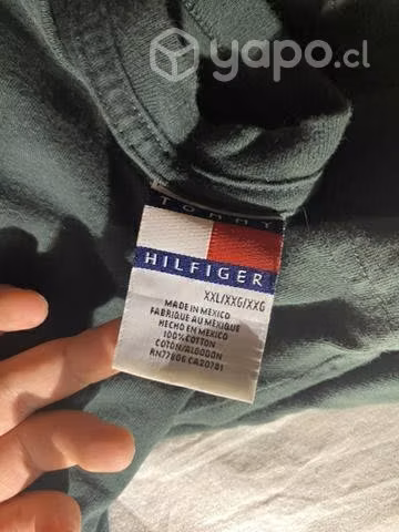 Polera Tommy boxy intervenida - Imagen 2