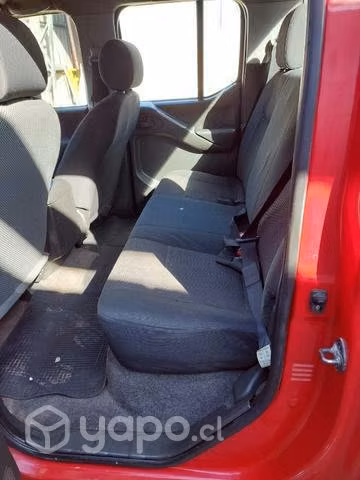 Camioneta Nissan Navara 2.5 Diésel 4x4 2015