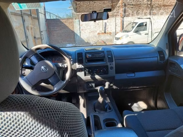 Camioneta Nissan Navara 2.5 Diésel 4x4 2015