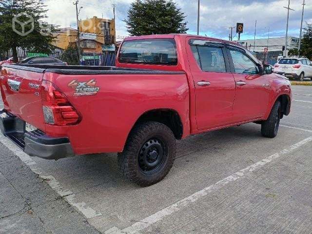 Hilux SR 2017 4x4 crédito y recibo vehículos - Imagen 4