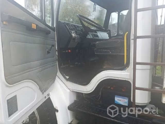 Freigthliner fl80