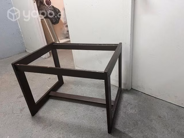 Mesa de centro, sin vidrio 60 x 30 x 40 cms
