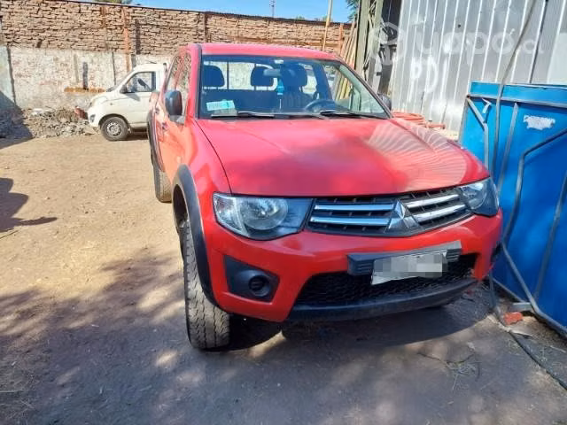 Camioneta Mitsubishi Katana 2.5 Diésel 4x4
