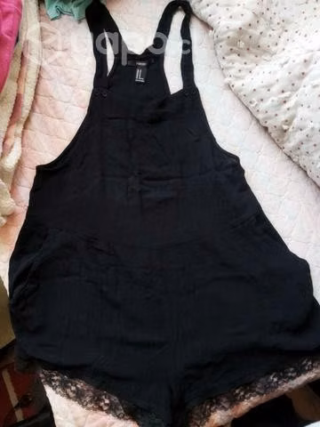 Jardinera Short con bolsillos