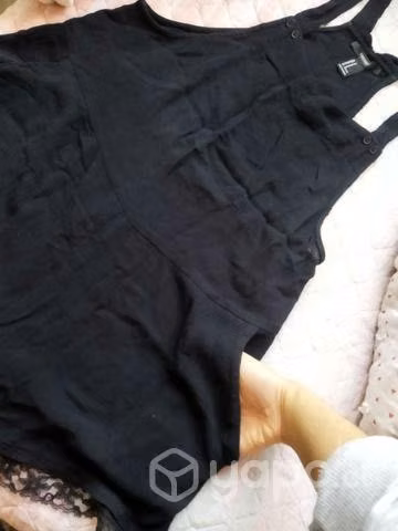 Jardinera Short con bolsillos
