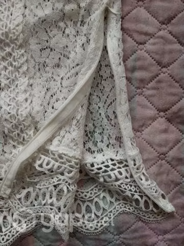 Polera de encaje blanco - Imagen 4