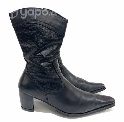 Bota Texana de Cuero Marca Caprice N*37 Negro