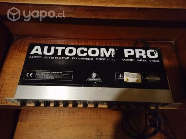 Sacodor de ruido behringer funcionando