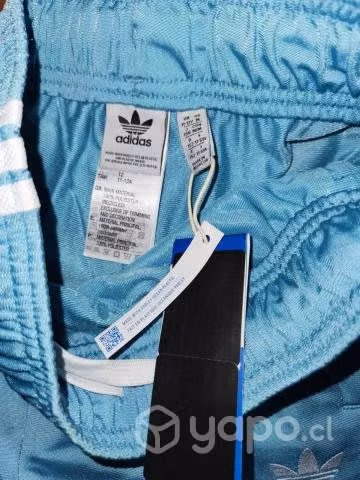 Buzo adidas originals talla M de mujer