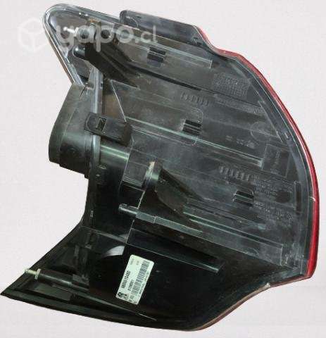 Foco derecho Peugeot 3008 2013-2016 - Imagen 3