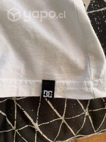 Polera dc talla L - Imagen 2