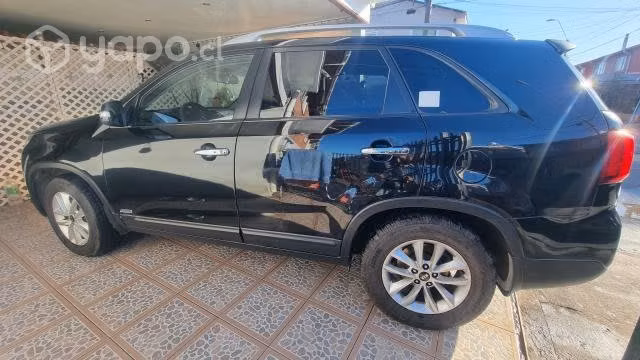 Vendo Kia Sorento Full equipo 2014 - Imagen 4