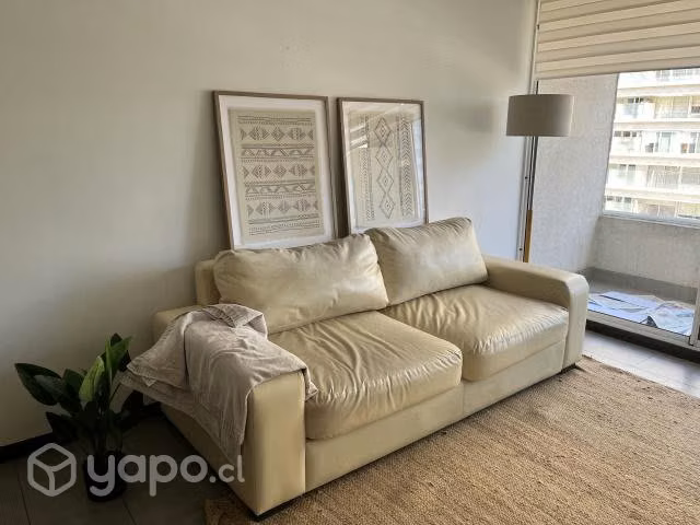 Sofá color beige - Imagen 4