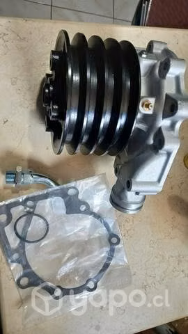 Bomba de agua Chevrolet Fvr Ftr motor 6he1