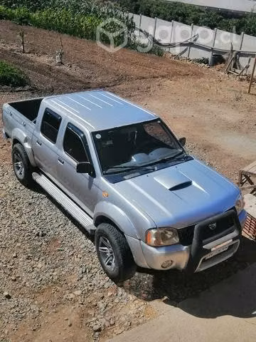 Nissan terrano
