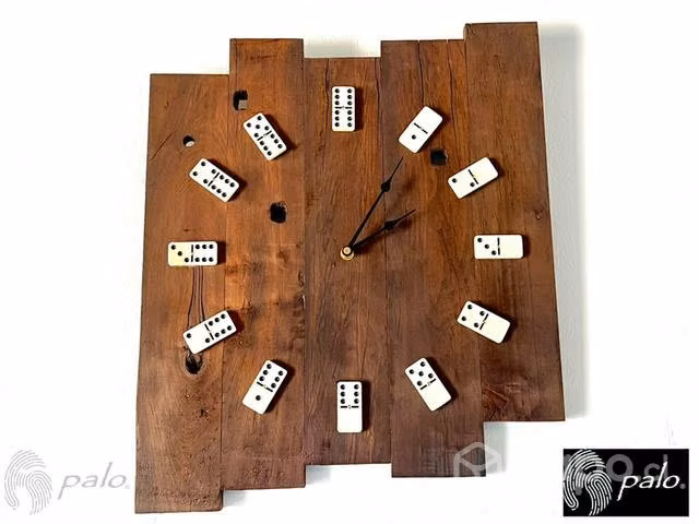 Reloj Domino