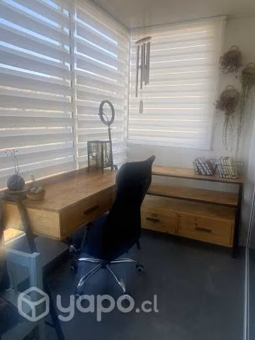 Escritorio y mueble apoyo