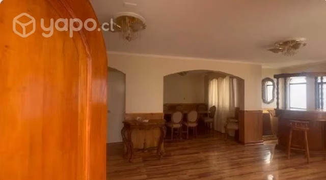 Arriendo casa 4 dormitorios, 3 baños, piscina