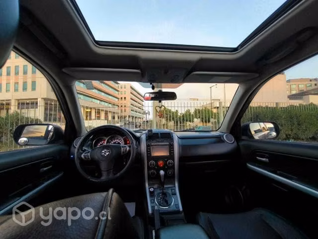 Suzuki grand nomade 2014
