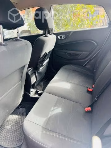 Auto Ford fiesta