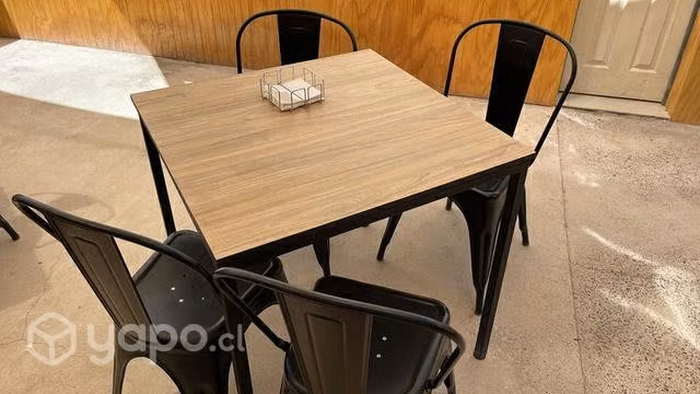Silla Tolix Negra Metálica