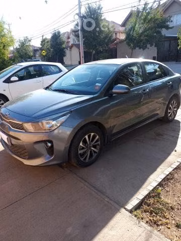 Vendo auto Kia rio4. 2019 - Imagen 7