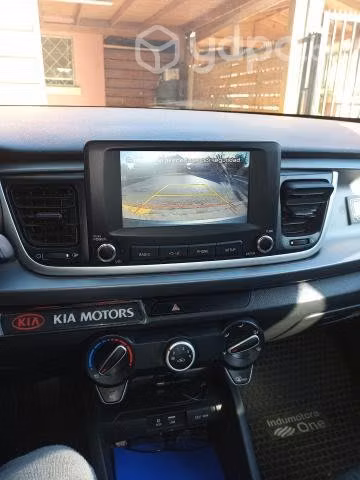 Vendo auto Kia rio4. 2019 - Imagen 8