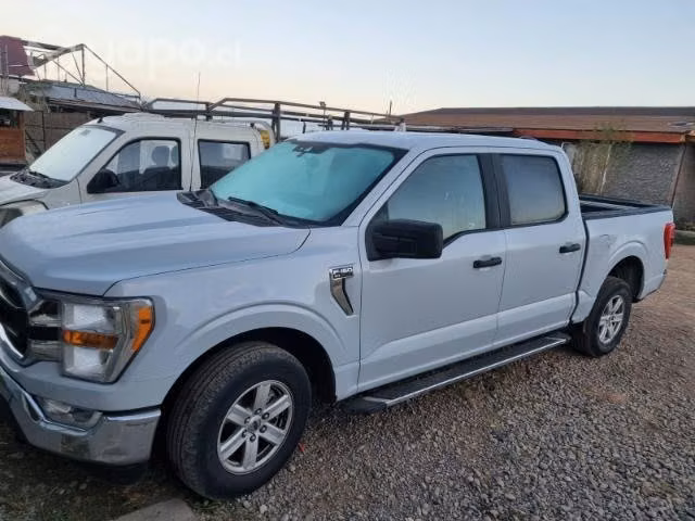 Ford f150 xlt 3.3 2021 - Imagen 5