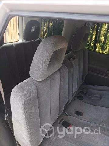 SUZUKI GRAND NOMADE 2003 4x4