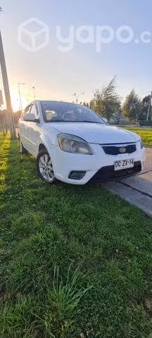 KIA MOTORS RIO 2011