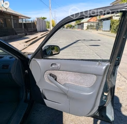 Honda Civic "B20" año 2000 - Imagen 4