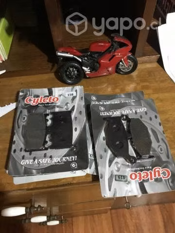 Pastillas nuevas para Suzuki GSR600