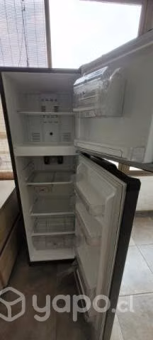 Refrigerador 250 litros Mabe (semi nuevo)