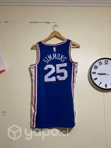 Talla M polera basket