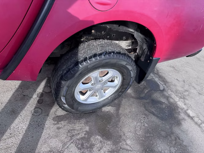 Mitsubishi l200 2013