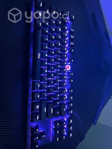 Teclado mecánico rgb