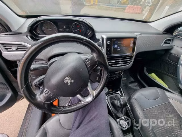 Peugeot 2008 año 2016 - Imagen 8