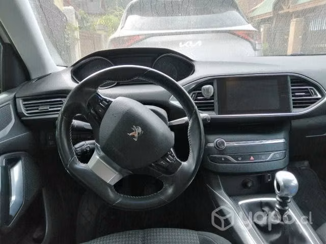 PEUGEOT 308 Active Puretech 2018 - Imagen 3