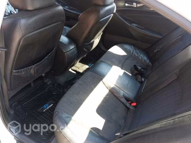 Hyundai sonata 2011