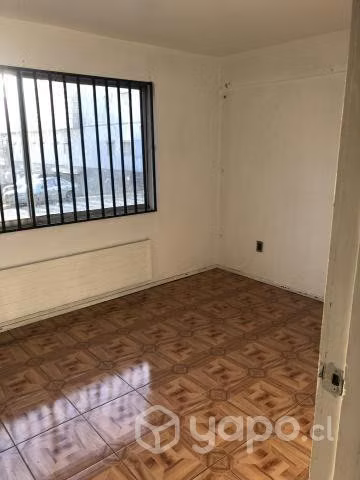 Arriendo Depto 3 Dormitorios y 1 Baño Primer piso