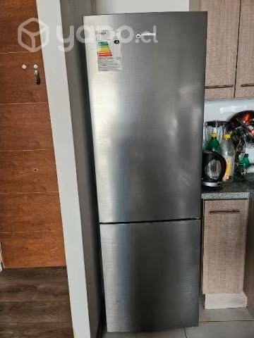 Refrigerador Madensa Nordik MR480, 303 Litros.
