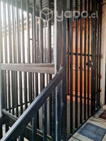 Se vende departamento impecable 3er piso - Imagen 4