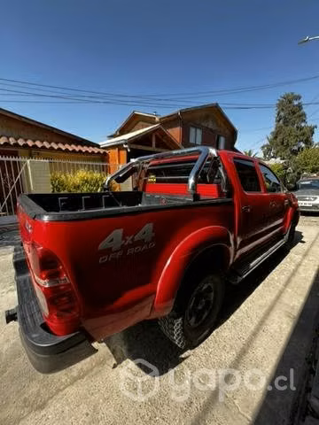 Toyota Hilux 3.0 SR 4x4 2014