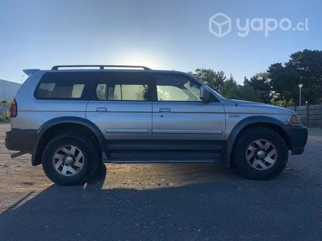 Mitsubishi montero sport 2005 - Imagen 2