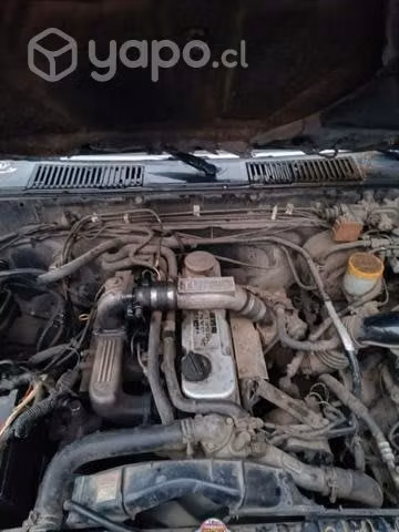 Motor y caja 4x4 Nissan td27 turbo