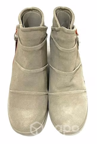 Botín Taco Chino de Cuero Marca Skechers N*39.5