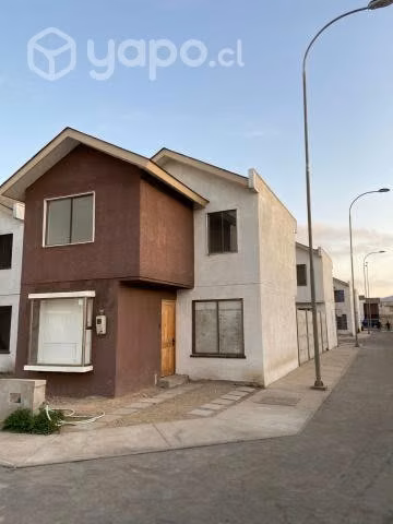 Casa en avenida El Sauce año corrido