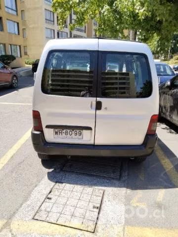 Peugeot 2007